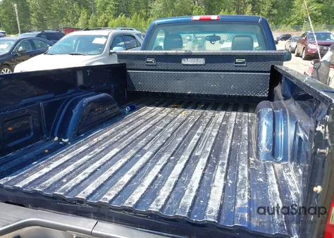 2006 Chevrolet Silverado 1500 Work Truck z USA, uszkodzony, nr VIN 3GCEC14X16G152965